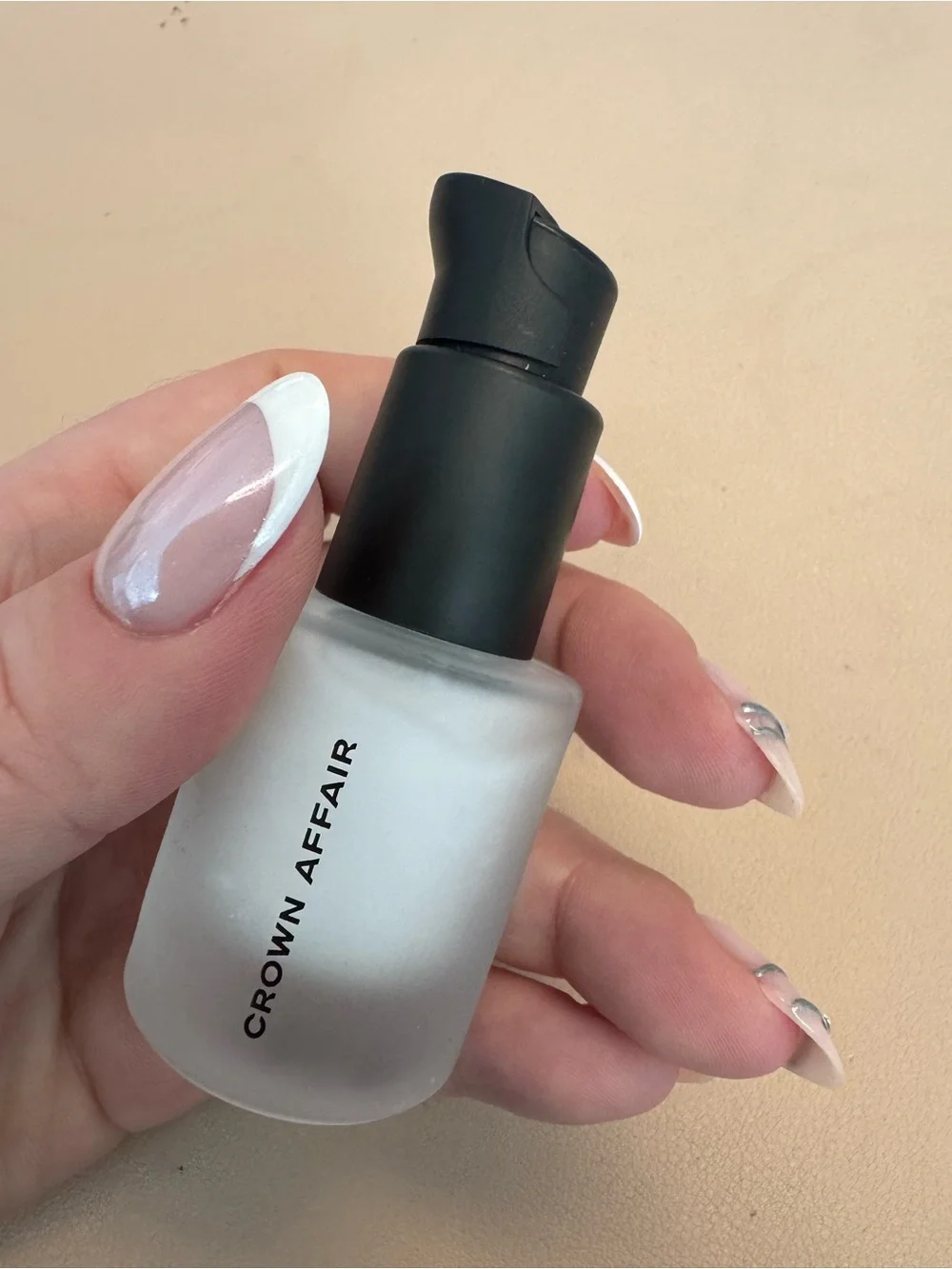 Crown Affair lightweight leave
